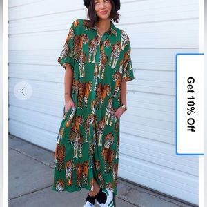 Dressed in LALA Original: So Far So Good Oversized Plissé Dress in Tiger Tales